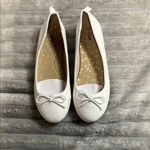 Girls White Ballet Flats